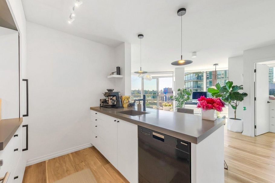 1002 58 Keefer Place Vancouver, BC - 21