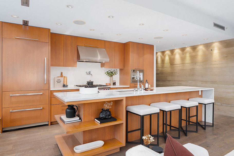 801 221 Union Street Vancouver, BC - 11