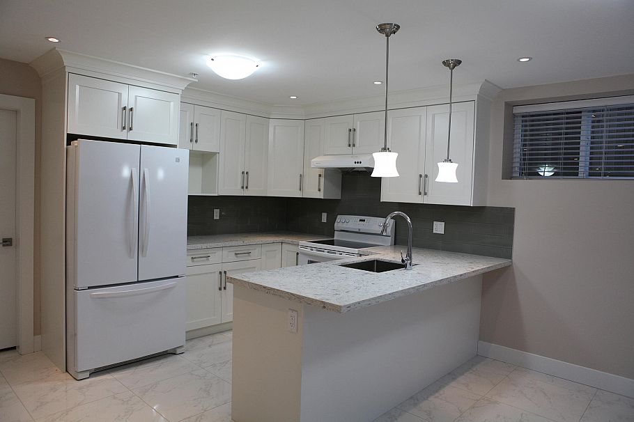 455 W 38th Avenue Vancouver, BC - 13