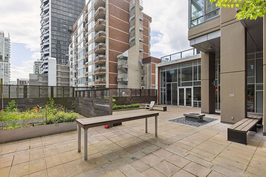 2203 1308 Hornby Street Vancouver, BC - 35