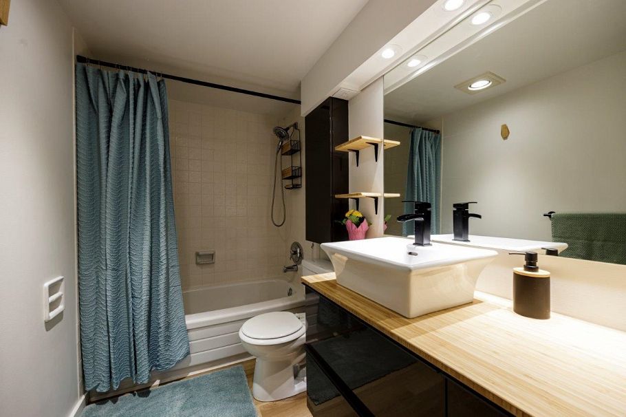 304 2008 Fullerton Avenue North Vancouver, BC - 15