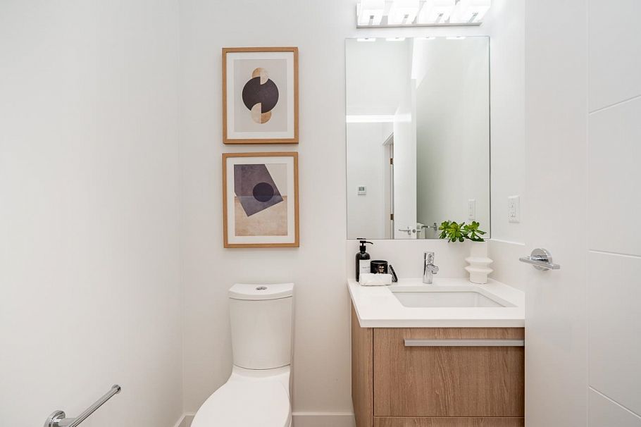 PH501 1295 Conifer Street North Vancouver, BC - 26