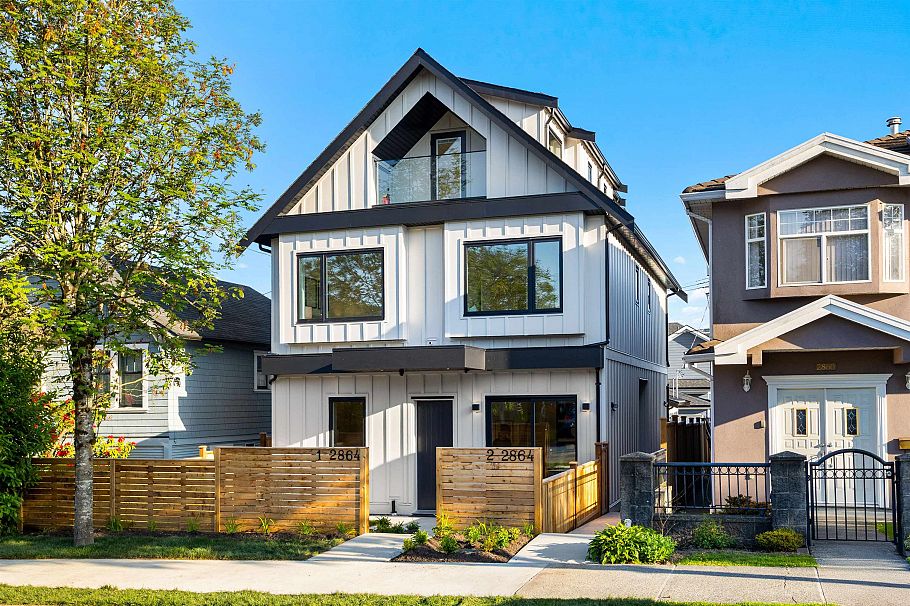 1 2864 E Georgia Street Vancouver, BC - 1