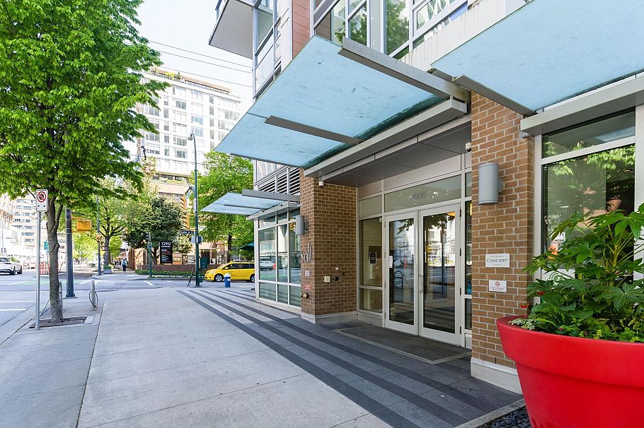 2203 1308 Hornby Street Vancouver, BC - 4