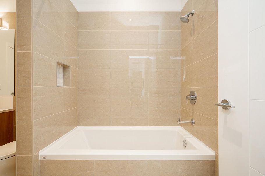 PH501 1295 Conifer Street North Vancouver, BC - 25