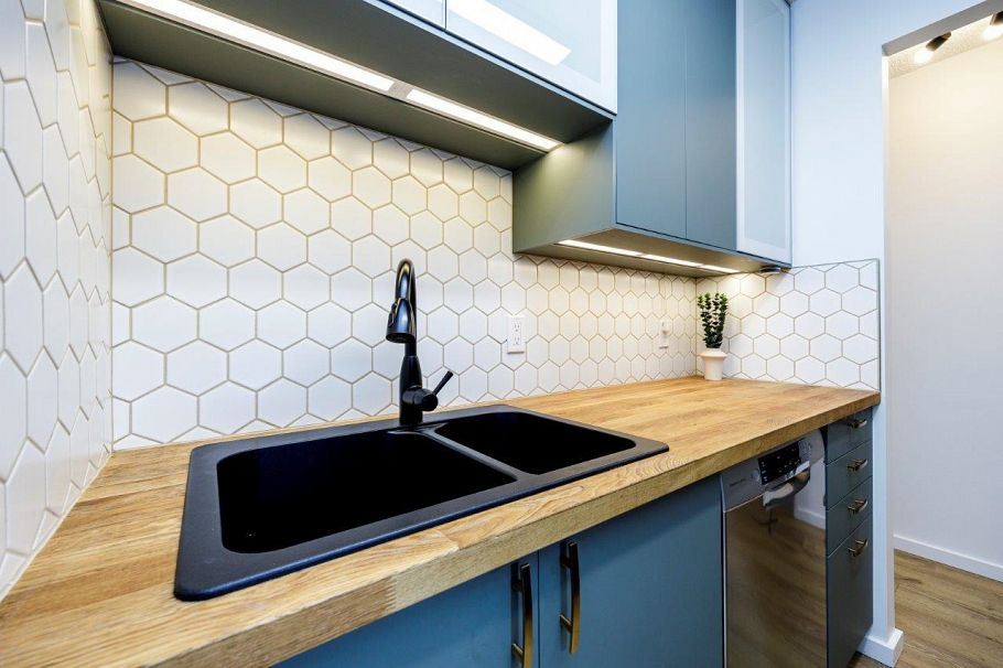 304 2008 Fullerton Avenue North Vancouver, BC - 11