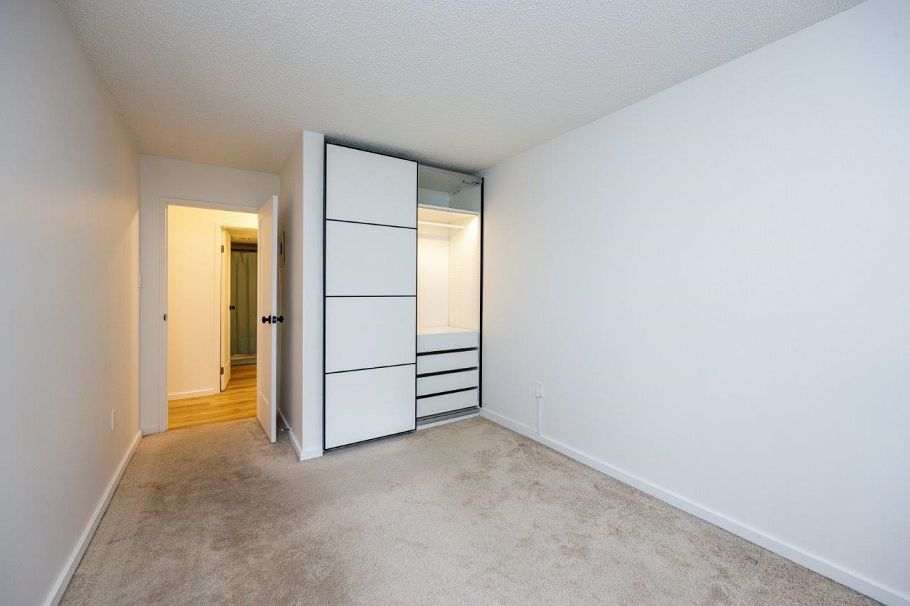 304 2008 Fullerton Avenue North Vancouver, BC - 8