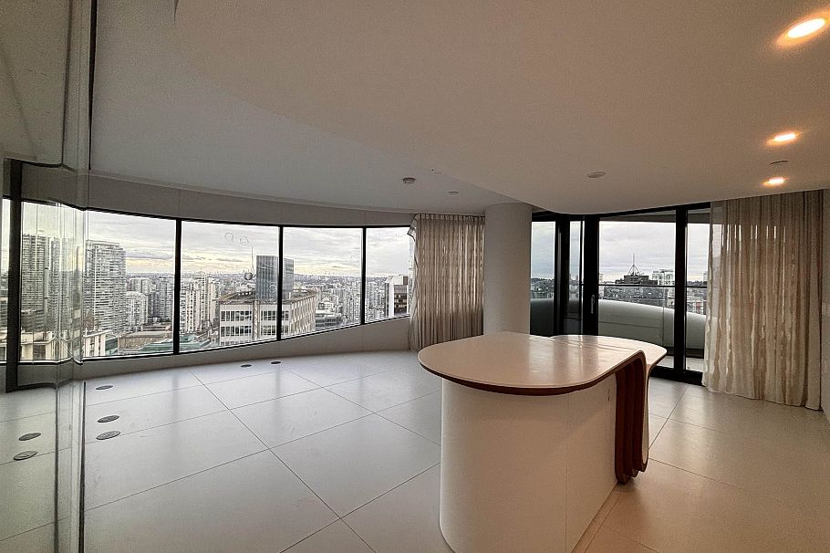 2702 1033 Nelson Street Vancouver, BC - 4