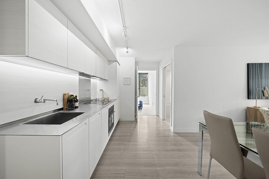 702 1133 Hornby Street Vancouver, BC - 14