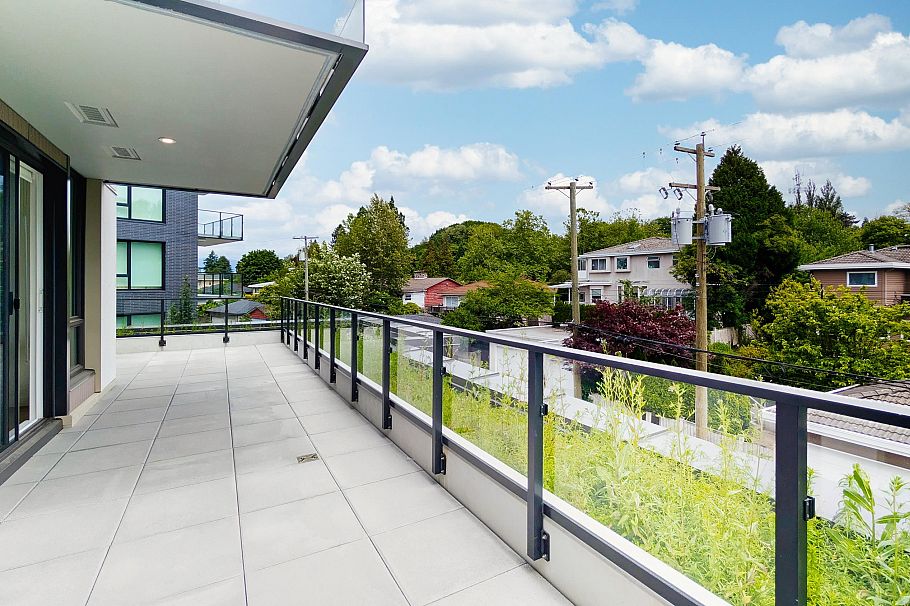 315 5212 Cambie Street Vancouver, BC - 4