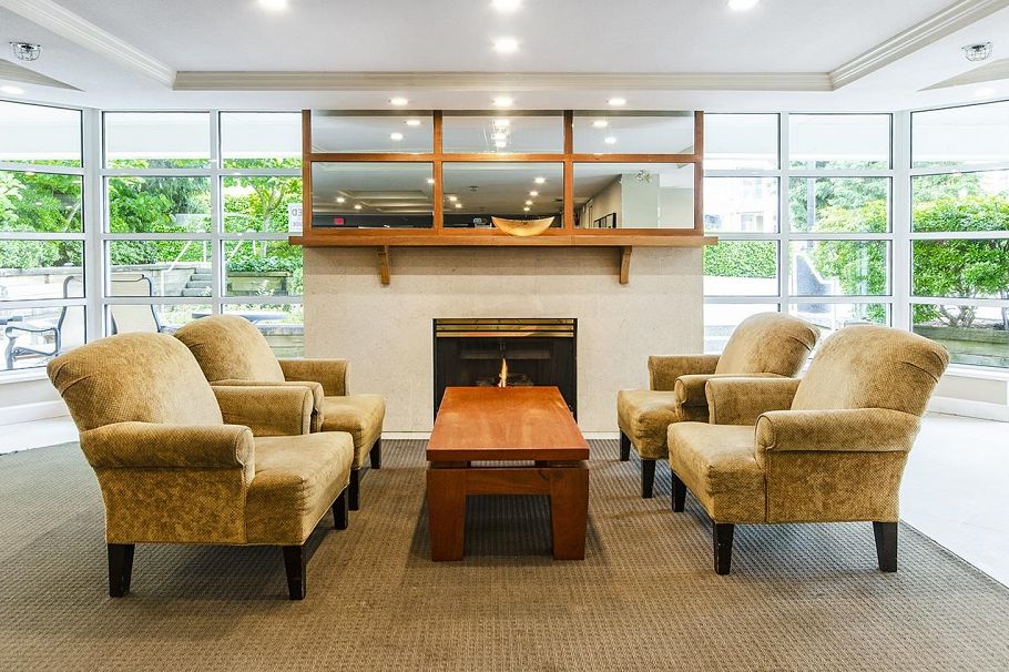 420 3600 Windcrest Drive North Vancouver, BC - 27