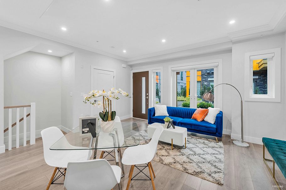 24 7565 Oak Street Vancouver, BC - 6