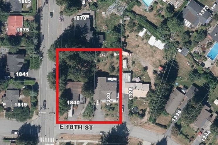 1840 Mountain Highway North Vancouver, BC - 1