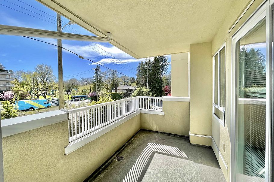 204 5626 Larch Street Vancouver, BC - 17