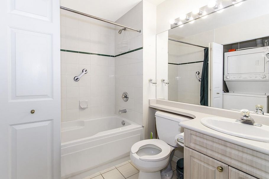 420 3600 Windcrest Drive North Vancouver, BC - 21