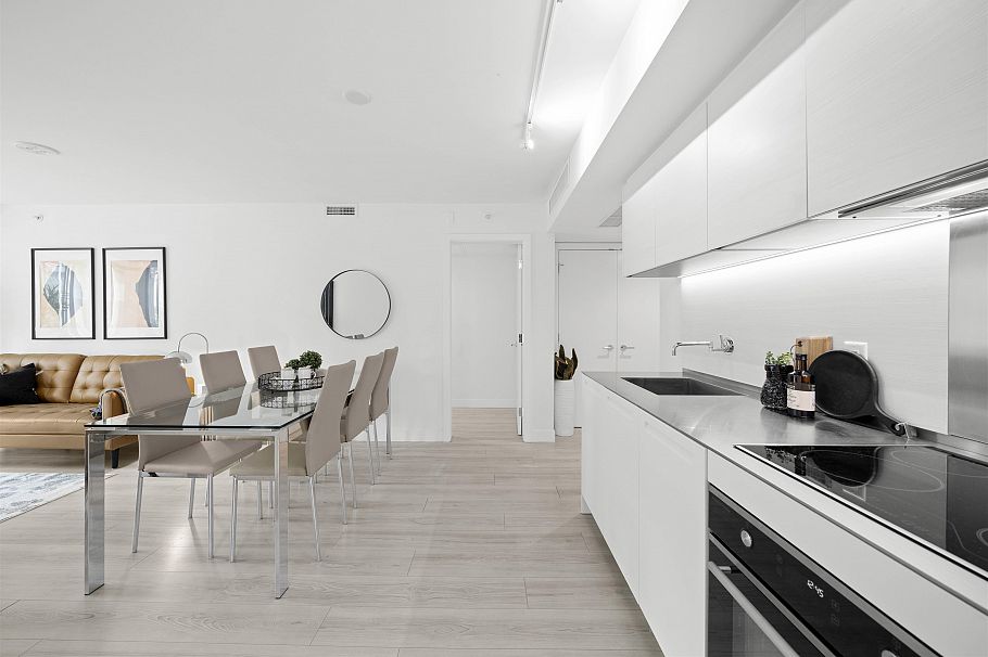 702 1133 Hornby Street Vancouver, BC - 13