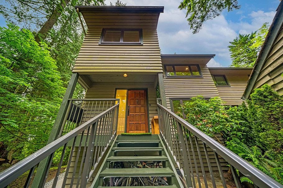 867 Frederick Road North Vancouver, BC - 31