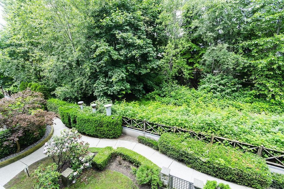 420 3600 Windcrest Drive North Vancouver, BC - 25