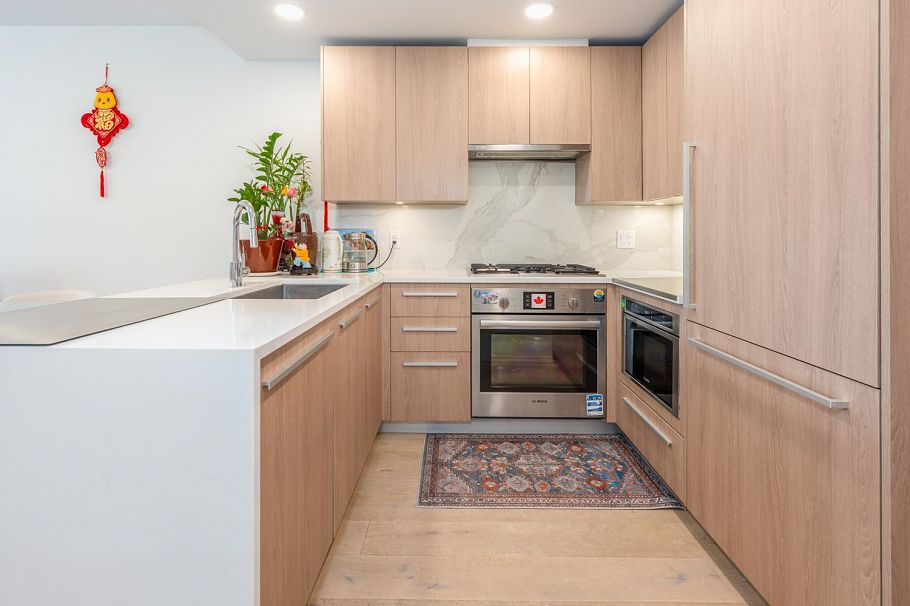 510 2780 Valley Centre Avenue North Vancouver, BC - 7