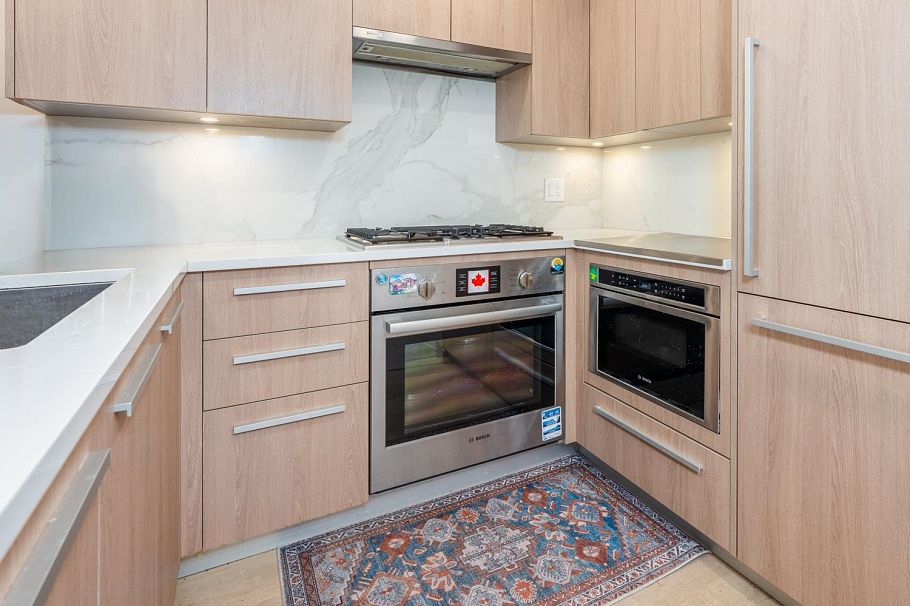 510 2780 Valley Centre Avenue North Vancouver, BC - 9