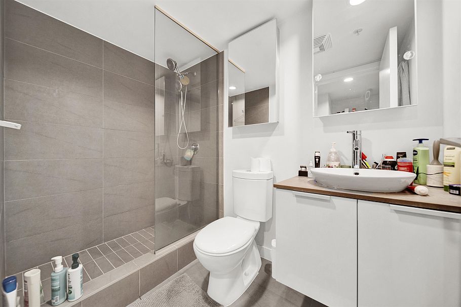 502 128 W Cordova Street Vancouver, BC - 17