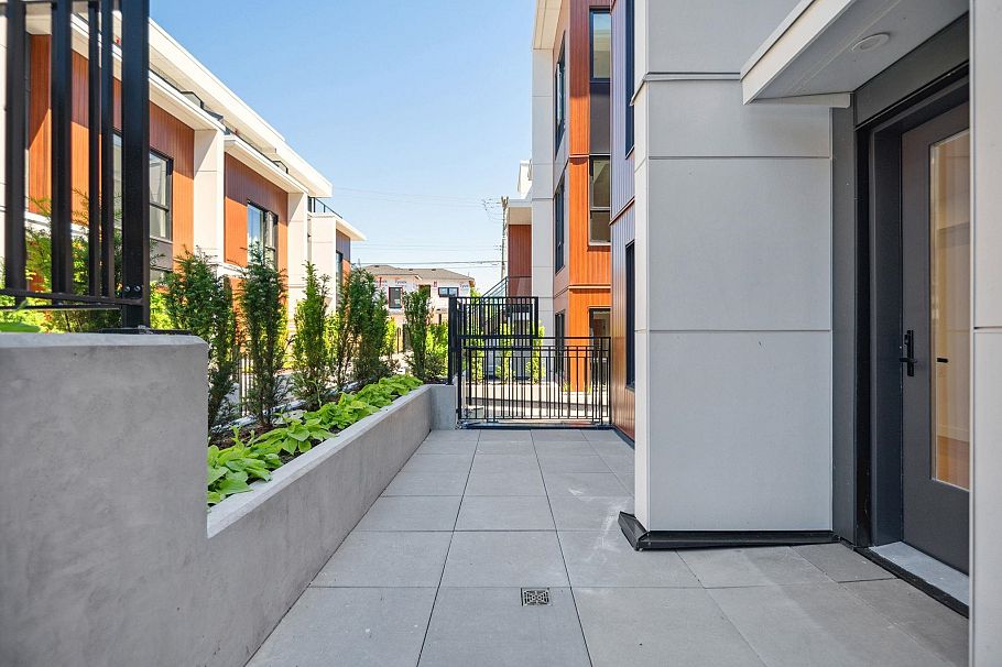 112 715 W 49th Avenue Vancouver, BC - 28