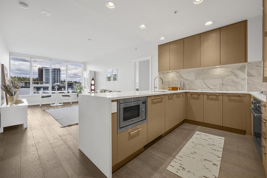 805 3533 Ross Drive Vancouver, BC - 4