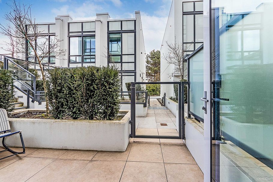 102 4240 Cambie Street Vancouver, BC - 18