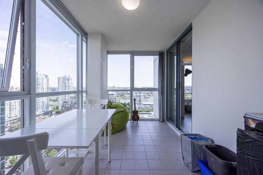 2505 388 Drake Street Vancouver, BC - 8