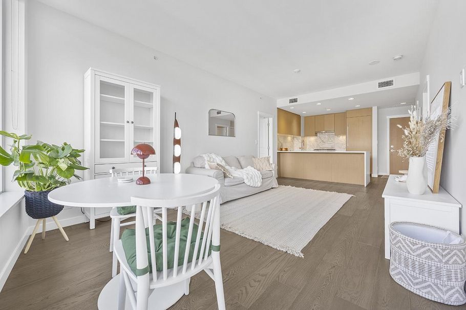 805 3533 Ross Drive Vancouver, BC - 10