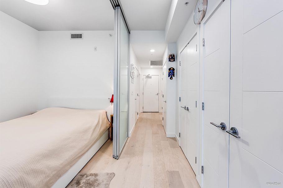 102 4240 Cambie Street Vancouver, BC - 9