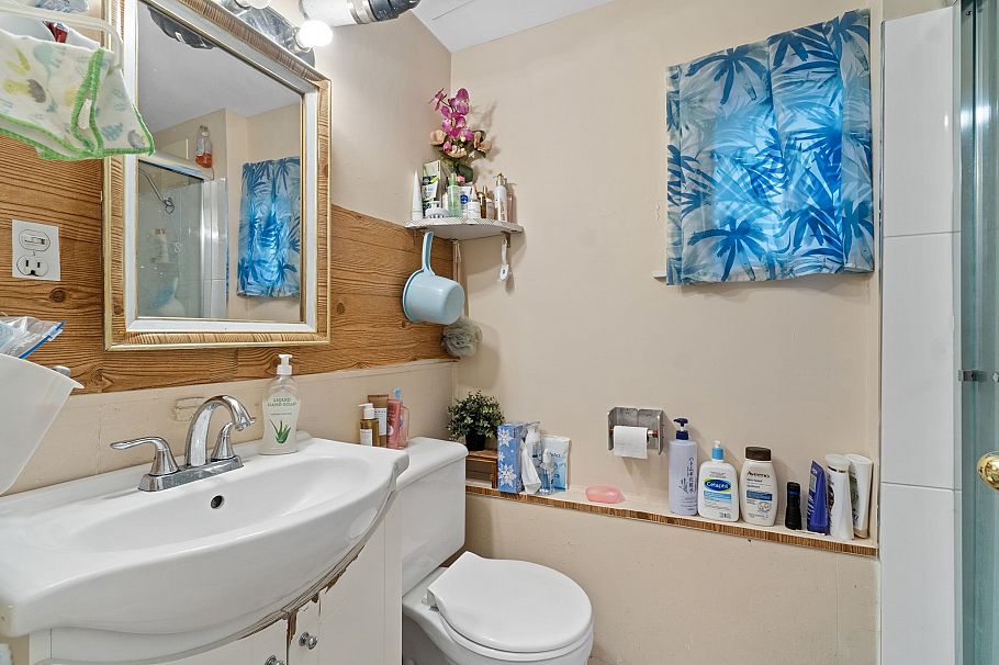 473 E 45th Avenue Vancouver, BC - 22