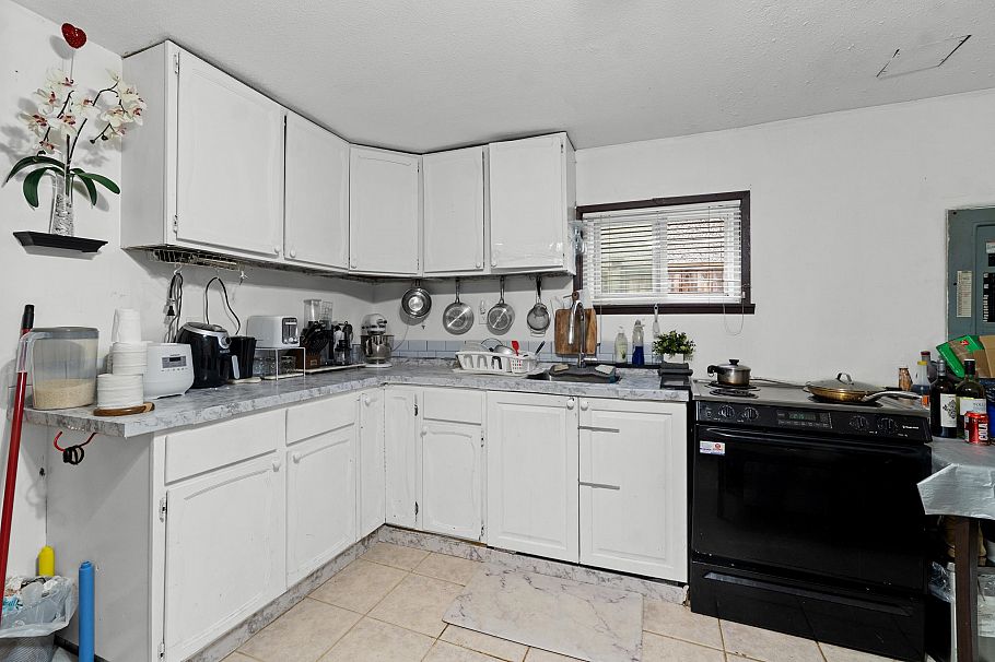 473 E 45th Avenue Vancouver, BC - 20