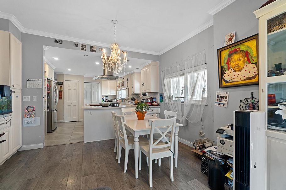 473 E 45th Avenue Vancouver, BC - 17