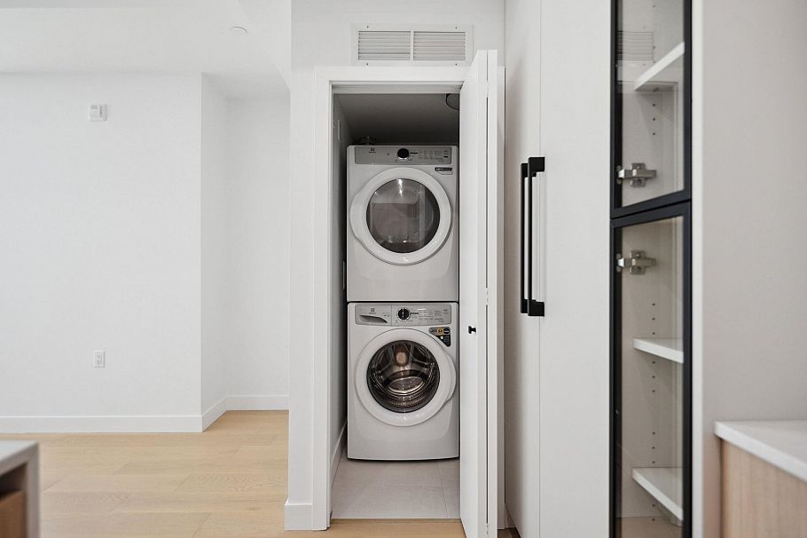 112 715 W 49th Avenue Vancouver, BC - 27