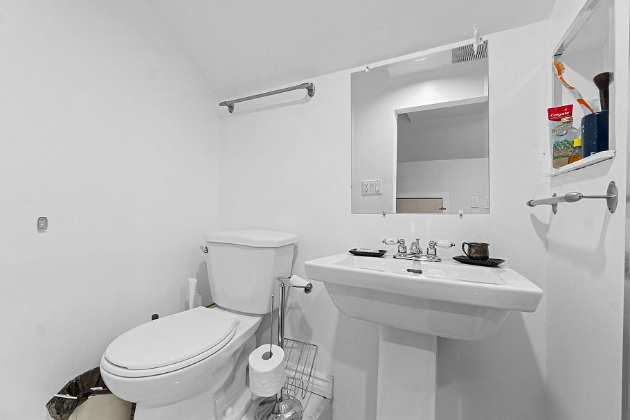 473 E 45th Avenue Vancouver, BC - 13