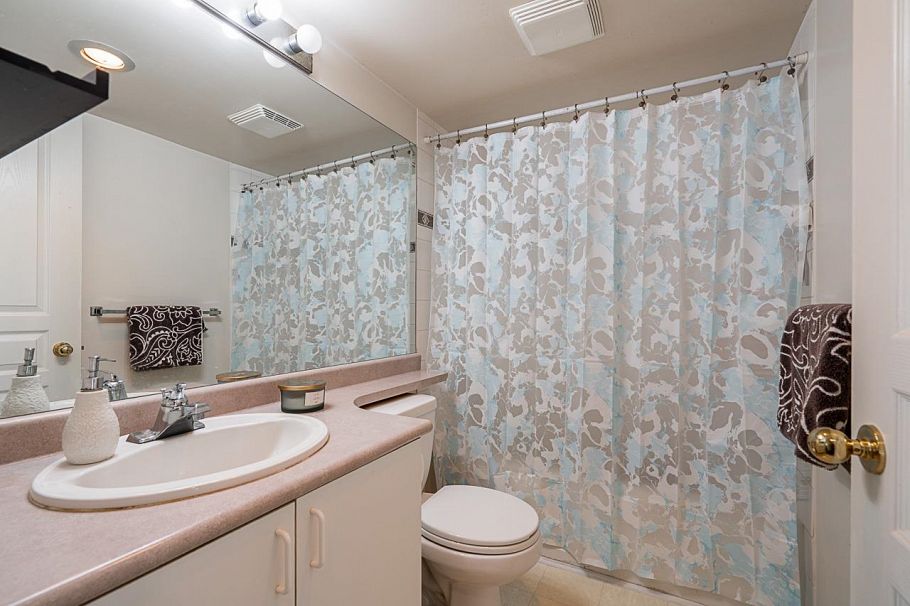 64 2727 E Kent Avenue North Vancouver, BC - 17