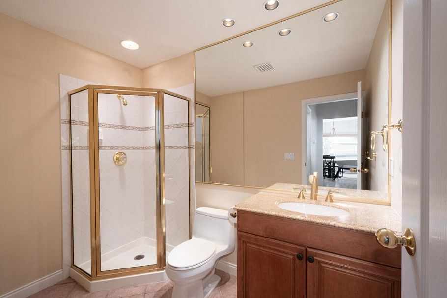 1273 Eldon Road North Vancouver, BC - 25