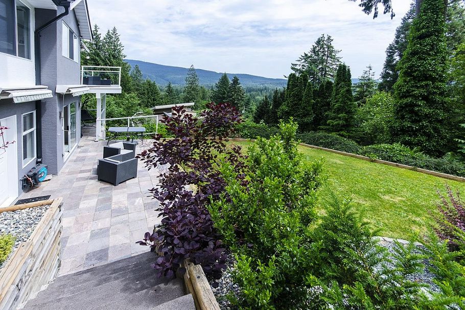 1241 Coleman Street North Vancouver, BC - 38