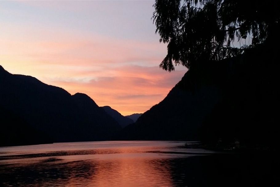 24 E Of Croker Island North Vancouver, BC - 5