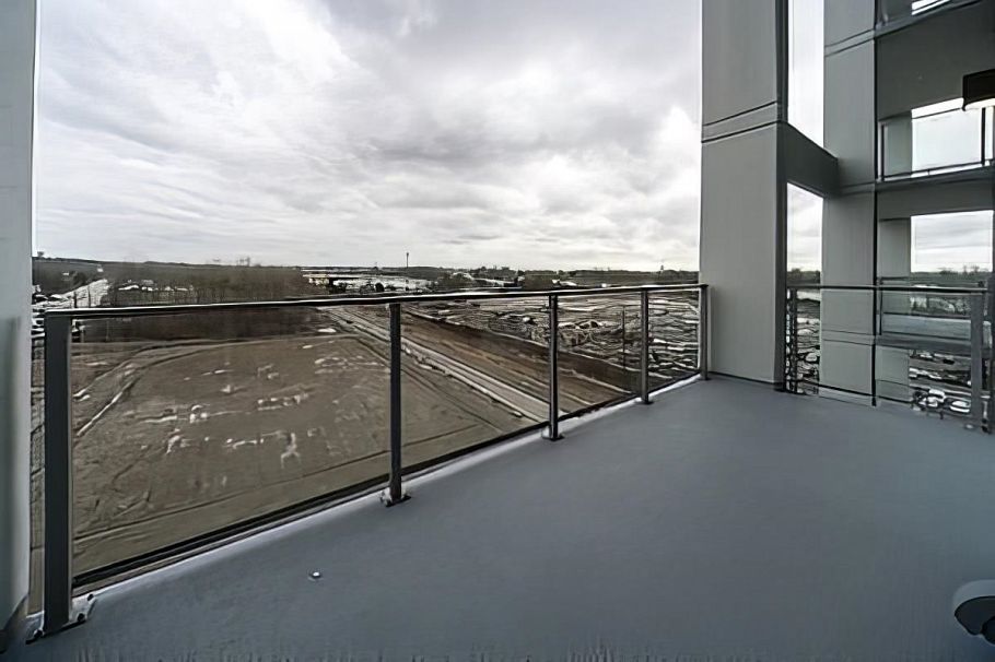 804 3581 E Kent Avenue North Vancouver, BC - 7