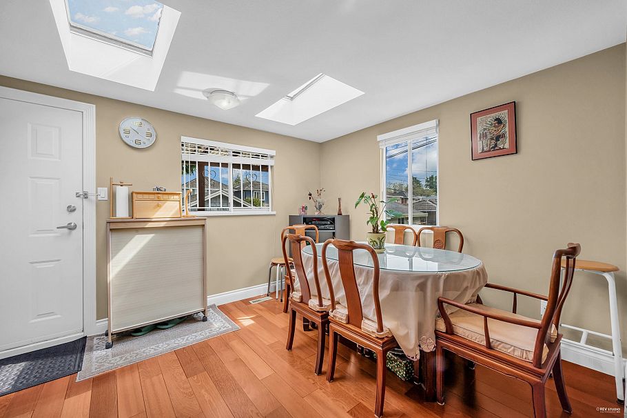 2785 W 20th Avenue Vancouver, BC - 8