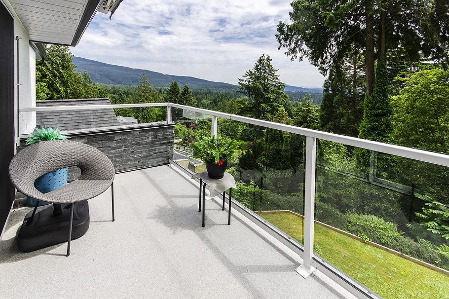 1241 Coleman Street North Vancouver, BC - 23