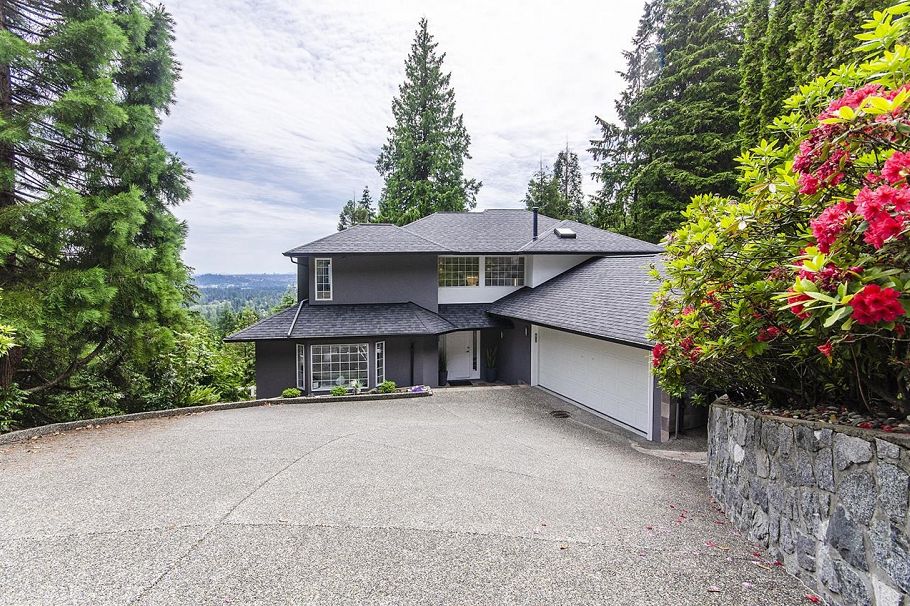 1241 Coleman Street North Vancouver, BC - 2