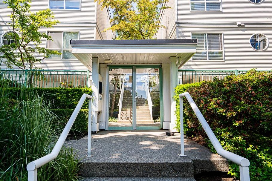 64 2727 E Kent Avenue North Vancouver, BC - 22