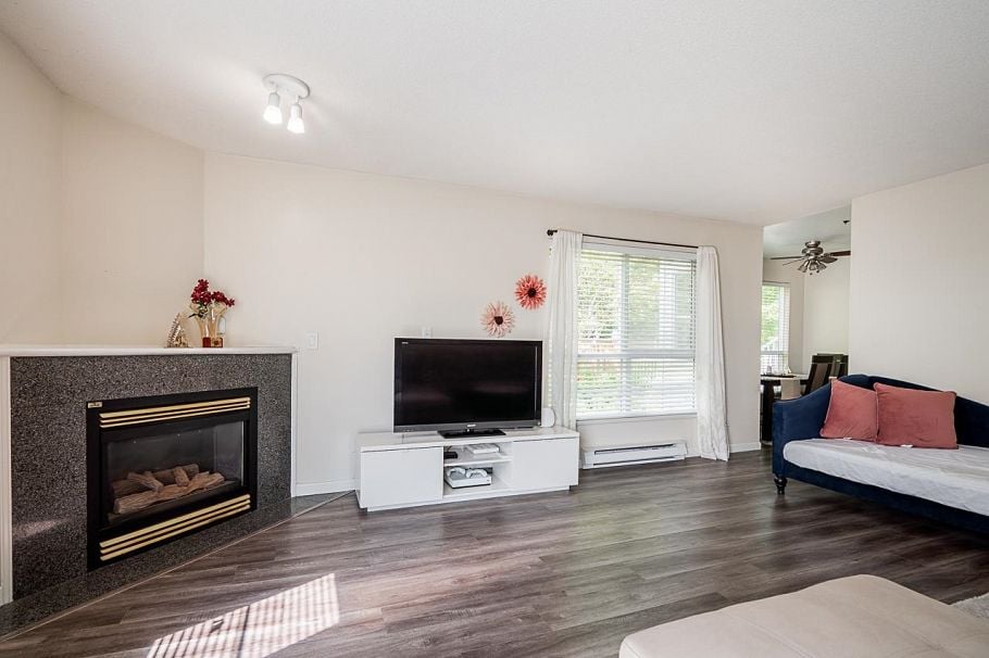 64 2727 E Kent Avenue North Vancouver, BC - 14