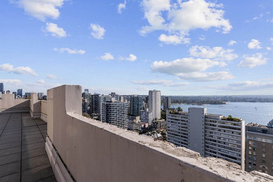 1202 1850 Comox Street Vancouver, BC - 13