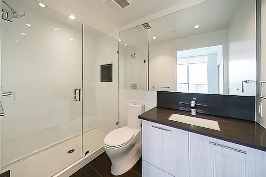 804 3581 E Kent Avenue North Vancouver, BC - 13