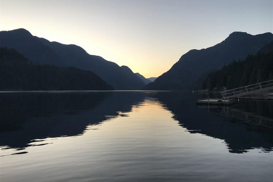 24 E Of Croker Island North Vancouver, BC - 6