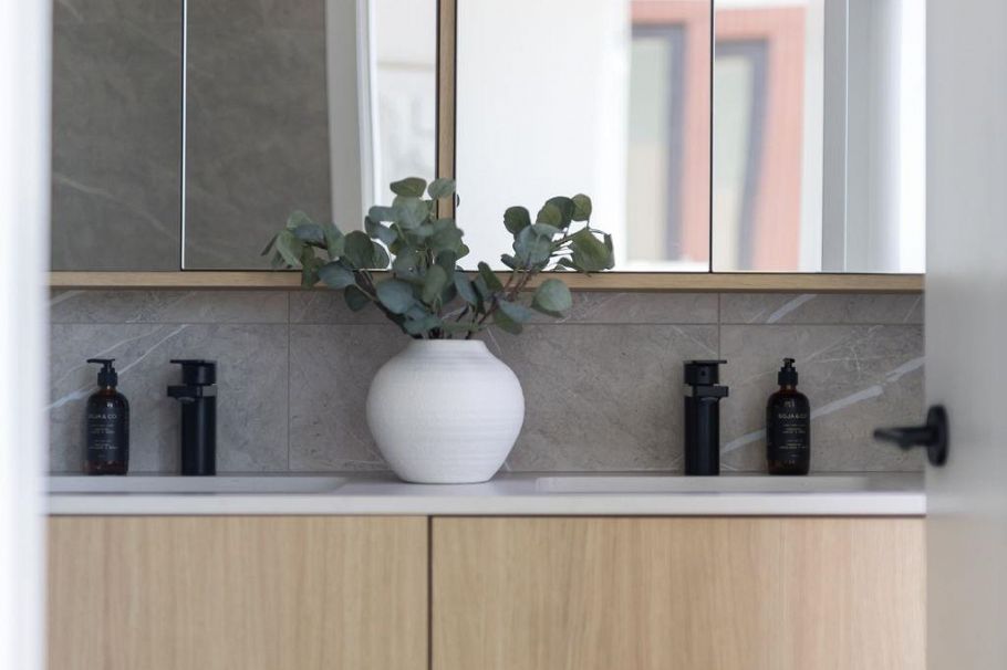 212 715 W 49th Avenue Vancouver, BC - 21